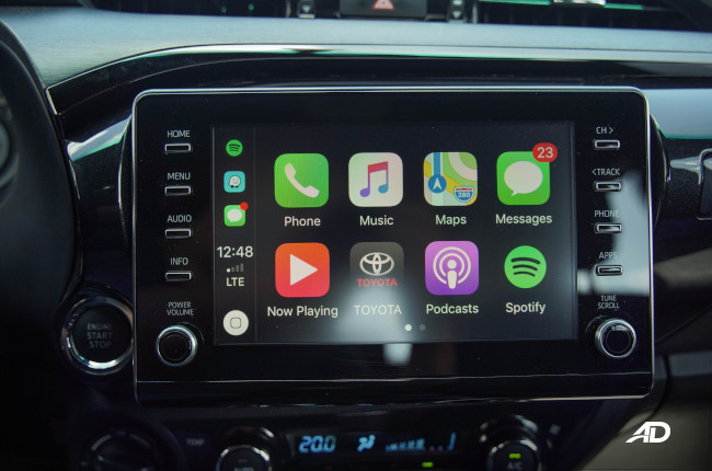 2021 Toyota Hilux Interior Infotainment 