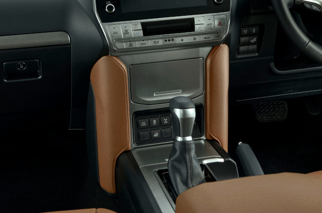 2021 Toyota Land Cruiser Prado leather 