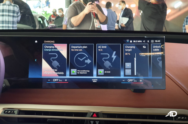 2022 BMW iX EV Philippines Infotainment 
