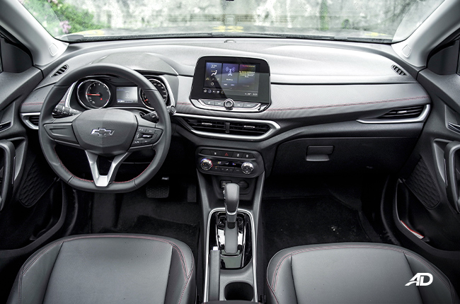 2022 Chevrolet Tracker dashboard