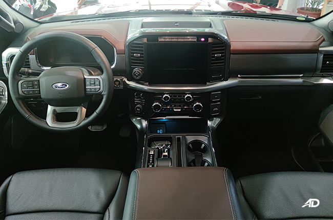 2022 Ford F-150 Lariat Diesel Interior dashboard 
