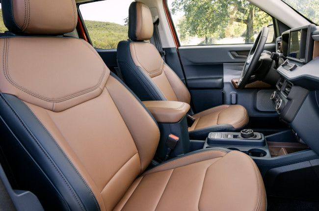 2022 Ford Maverick Interior seats