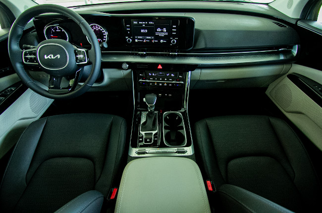 2022 Kia Carnival Philippines Interior 