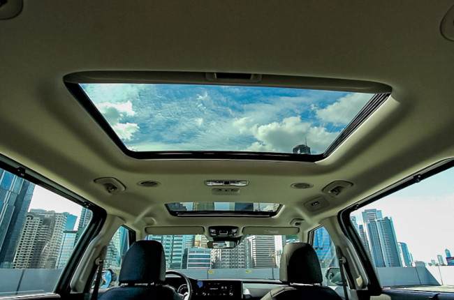 2022 Kia Carnival Philippines Panoramic Sunroof