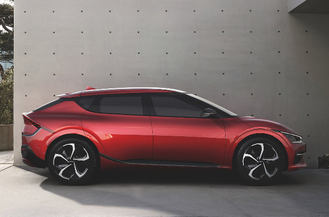 2022 Kia EV6 Side profile