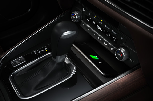 2022 Mazda CX-9 Wireless Charging Pad