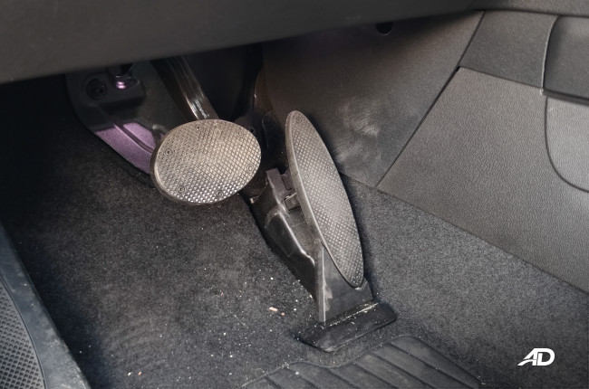 2022 MINI Cooper S Countryman Pedals