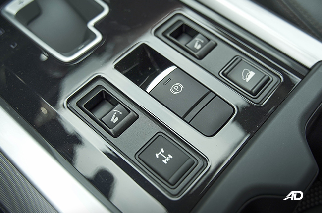 2022 Nissan Terra exterior one-touch tumble seats Philippines