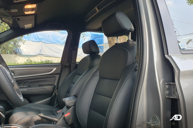 2023 Honda BR-V V CVT Front Seats 