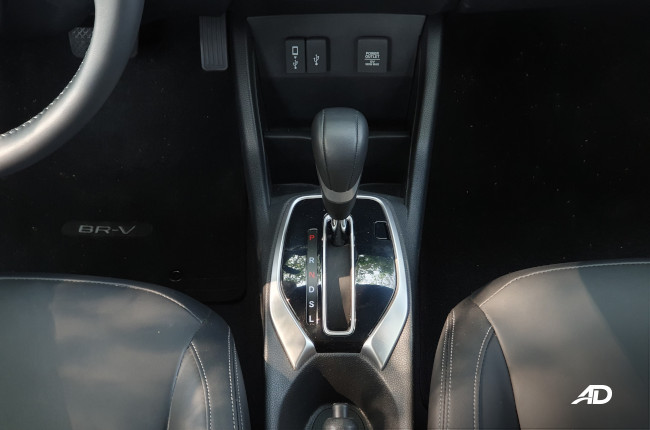 2023 Honda BR-V V CVT Gear selector 
