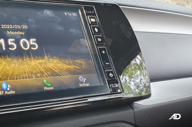 2023 Honda BR-V V CVT Infotainment buttons 