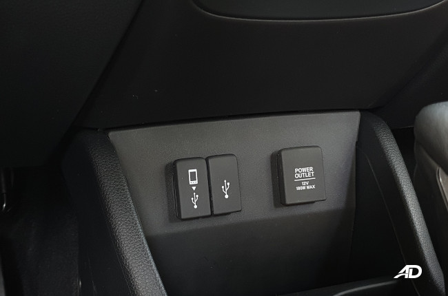 2023 Honda BR-V V CVT ports 