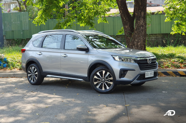 2023 Honda BR-V V CVT side front 