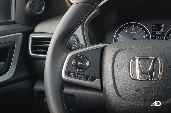 2023 Honda BR-V V CVT Steering wheel controls 