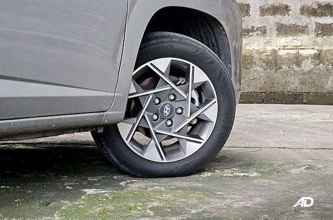 2023 Hyundai Stargazer GLS Premium Front Wheel  