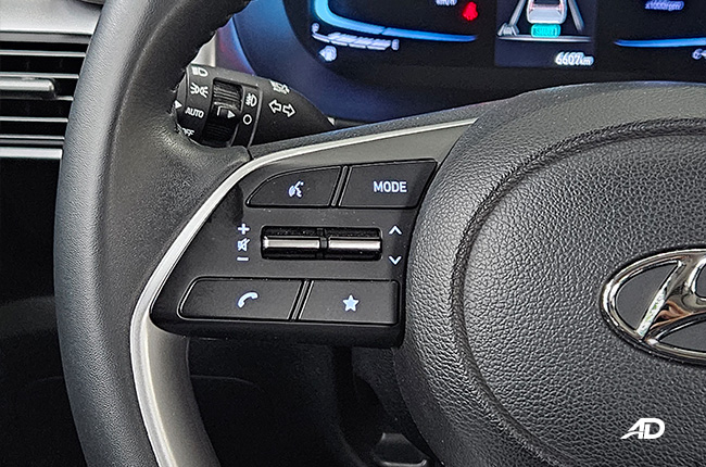 2023 Hyundai Stargazer GLS Premium Steering Wheel Controls 
