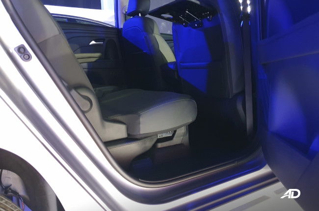 2023 Hyundai Stargazer Six-Seater Interior