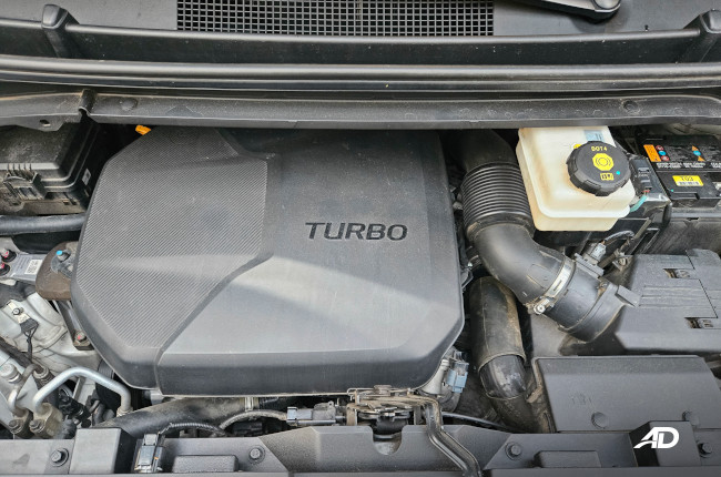 2023 Hyundai Staria Premium+ 2.2-liter turbo diesel engine 