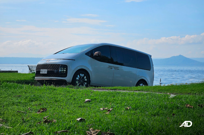 2023 Hyundai Staria Premium+ Exterior