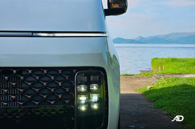 2023 Hyundai Staria Premium+ Headlights 