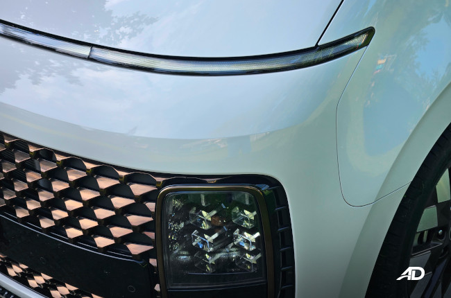 2023 Hyundai Staria Premium+ Lights 