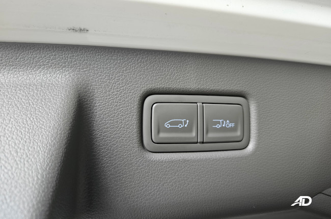 2023 Hyundai Staria Premium+ Power tail gate