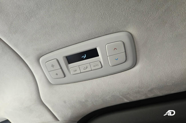 2023 Hyundai Staria Premium+ Rear AC Controls 