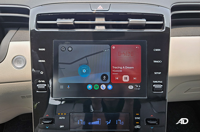 2023 Hyundai Tucson GLS+ Premium eight-inch infotainment system