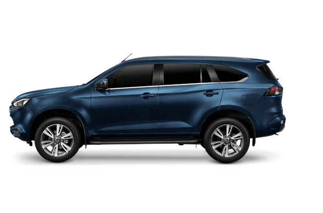 2023 Isuzu mu-X Norwegian Blue 