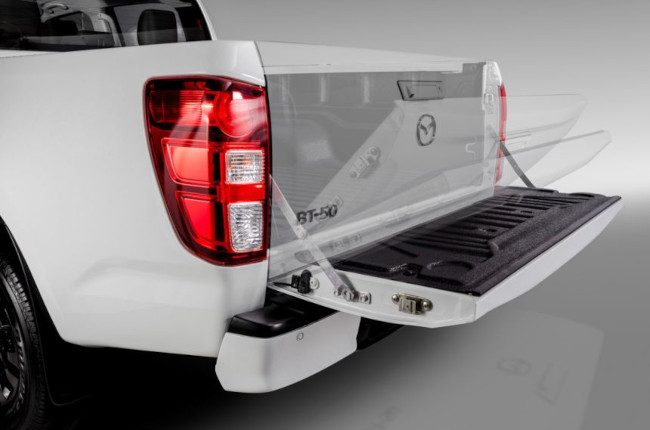 2023 Mazda BT-50 Black Edition 