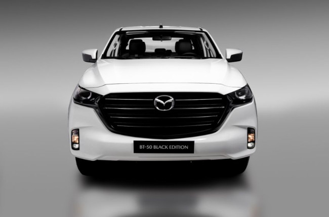 2023 Mazda BT-50 Black Edition 