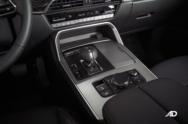 2023 Mazda CX-60 Center Console 