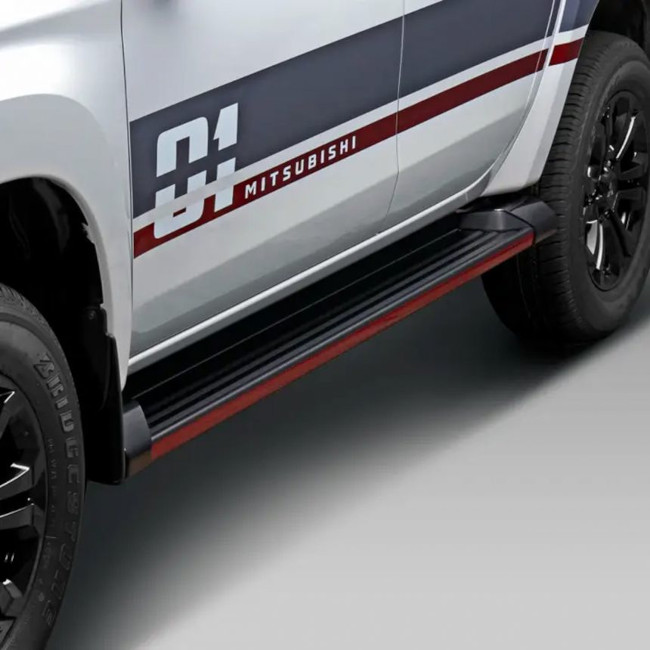 2023 Mitsubishi Strada S-Limited Side Steps 