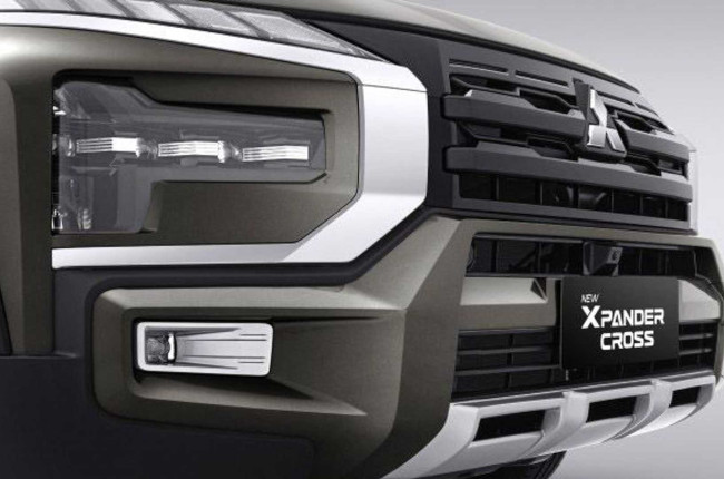 2023 Mitsubishi Xpander Cross Lights 