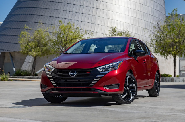 2023 Nissan Versa Front 
