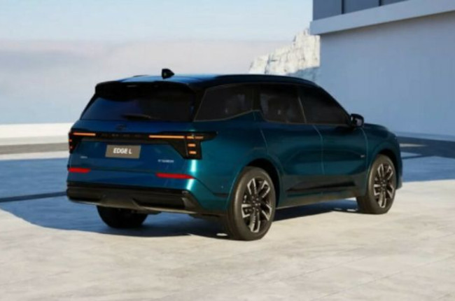 2024 Ford Edge 