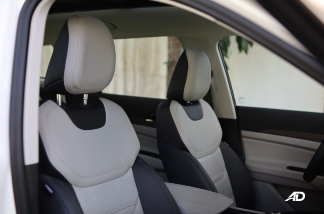 2024 Ford Territory Titanium X front seats 