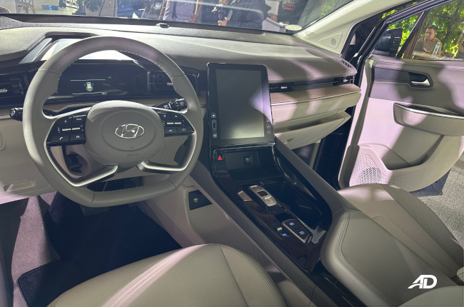 2024 Hyundai Custin Dashboard 