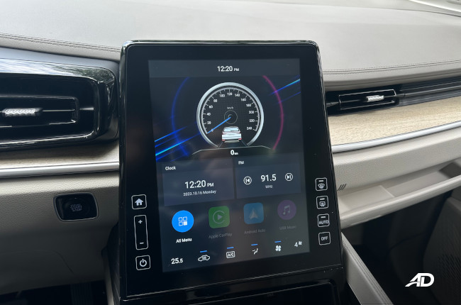 2024 Hyundai Custin Infotainment display
