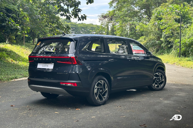 2024 Hyundai Custin Rear Quarter