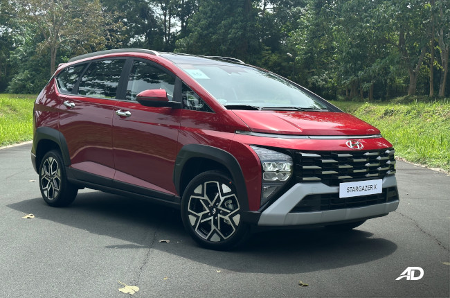 2024 Hyundai Stargazer X Front Quarter