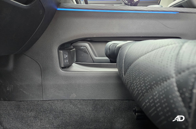 2024 JAECOO 7 Front Storage