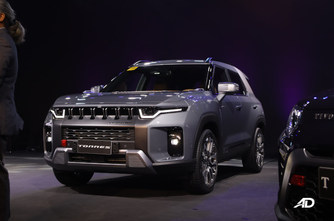 2024 KG Mobility Torres Front 