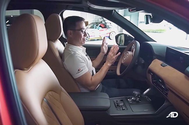 2024 Mazda CX-90 Front Interior 