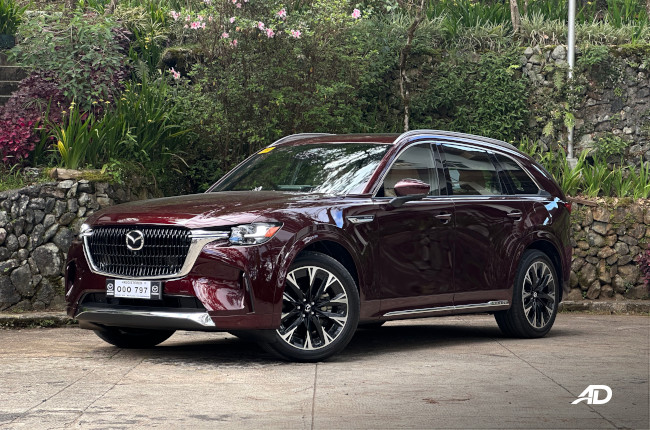 2024 Mazda CX-90 Front Quarter