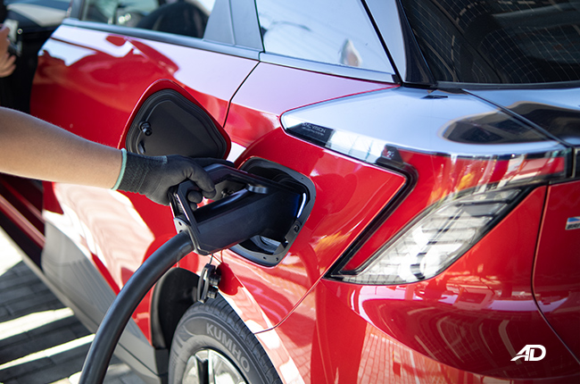 2024 MG 4 EV Charging 