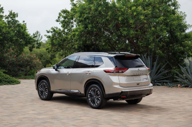 2024 Nissan Rogue Rear