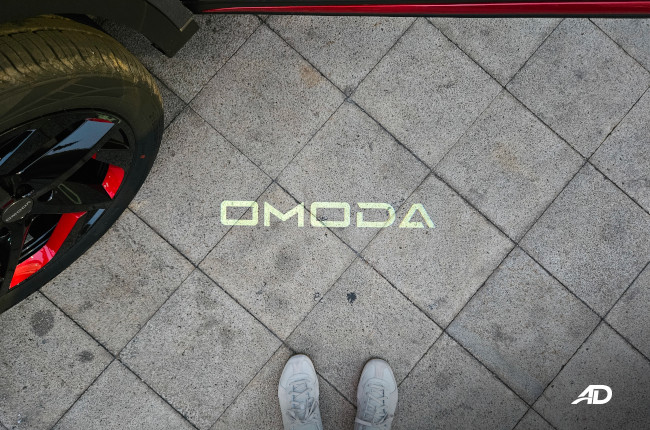 2024 OMODA 5 Puddle Light 