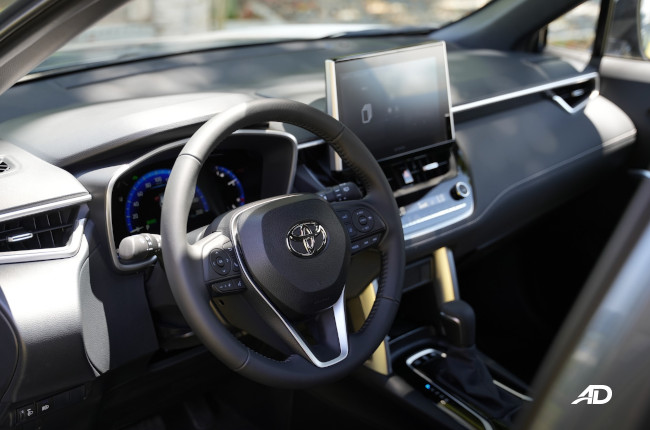 2024 Toyota Corolla Cross V Interior