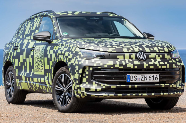 2024 Volkswagen Tiguan Front 